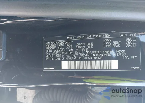 2013 Volvo Xc90 3.2/3.2 Platinum/3.2 Premier Plus z USA, uszkodzony, nr VIN YV4952CZ9D1640977